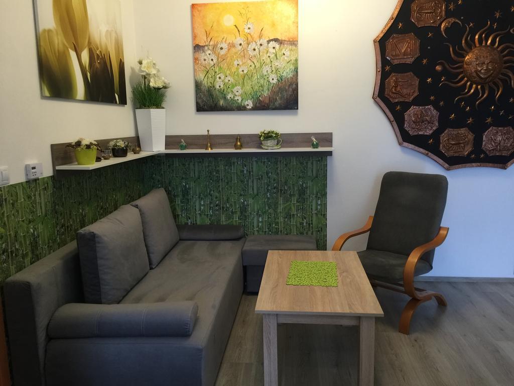 Apartman Na Lukach - Kopretina Třeboň Buitenkant foto